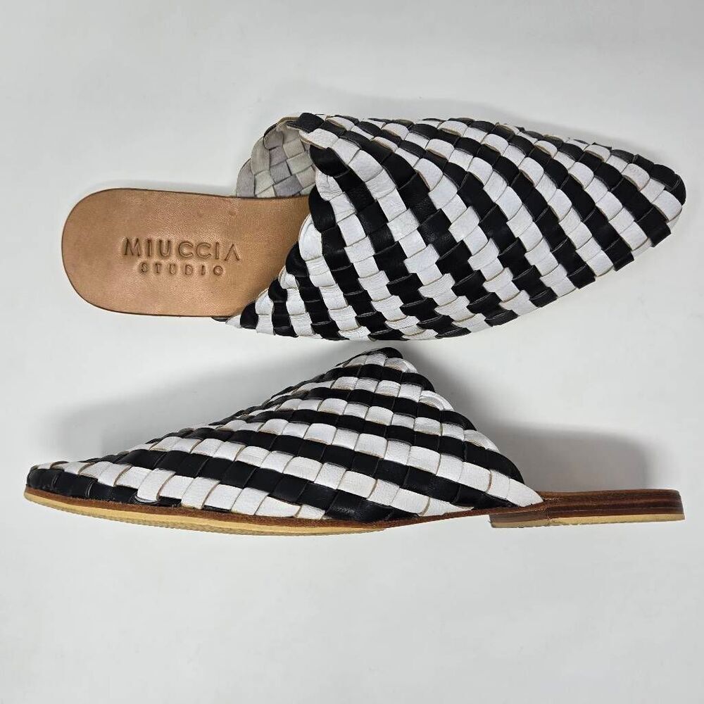 MIUCCIA STUDIO BLACK WHITE LEATHER MULES SLIP ON HAND WOVEN WOMENS EU 42 US 11